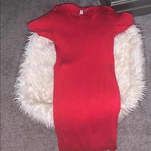 Tight fitted dress from H&M.